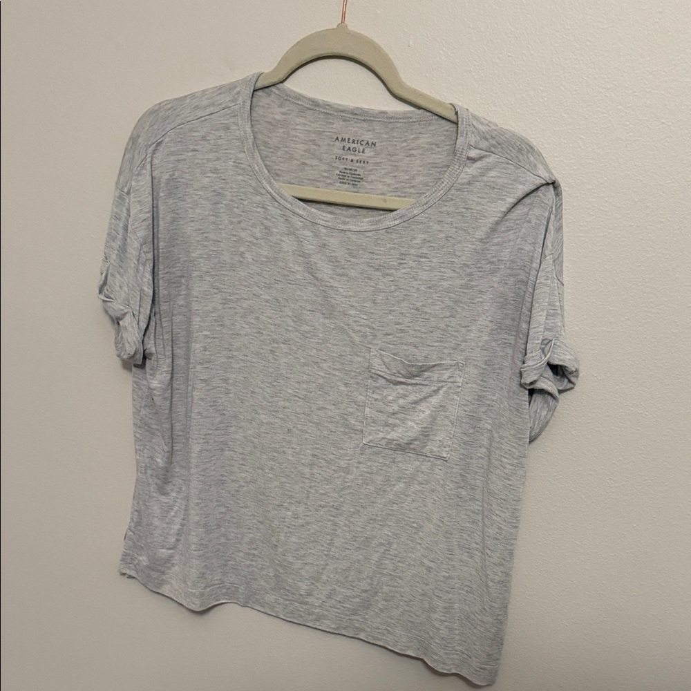 American Eagle Outfitters Light Gray Short Sleeve Tee